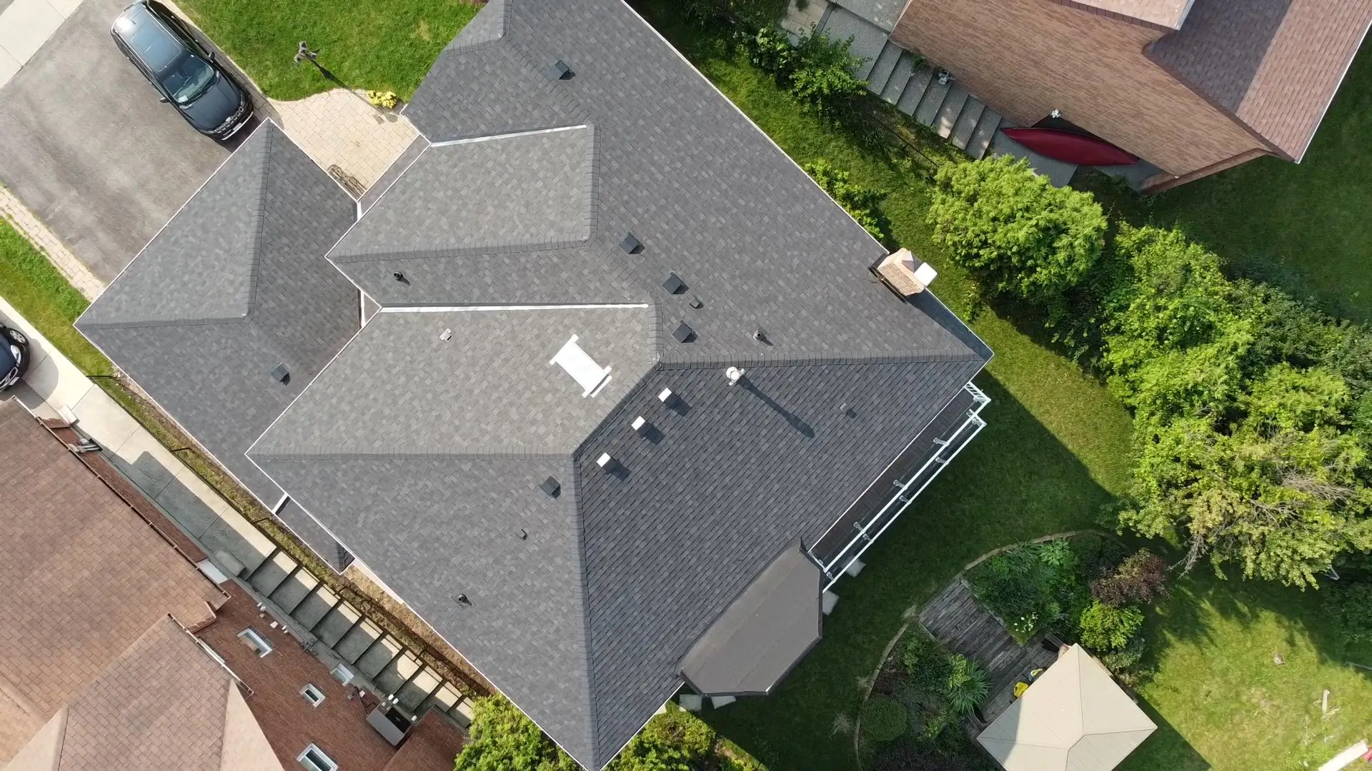 Owens Corning Onyx Black Shingles